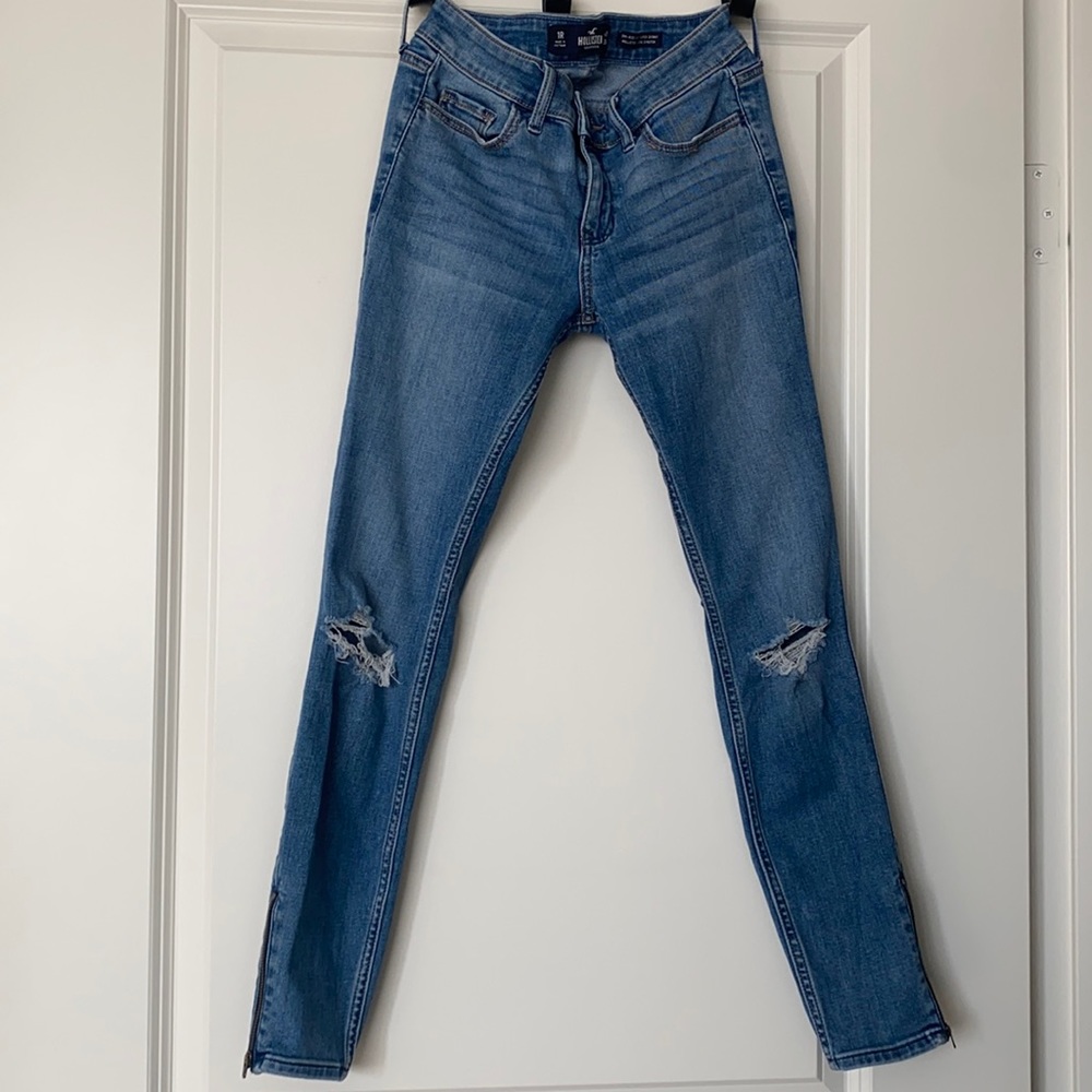 Low rise crop skinny jeans !